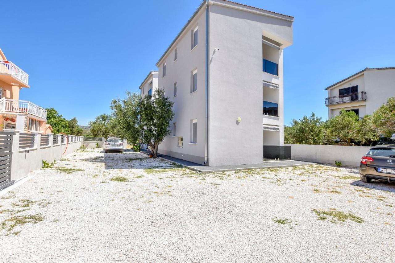 רוגוזניצה Apartments Zdeslav מראה חיצוני תמונה