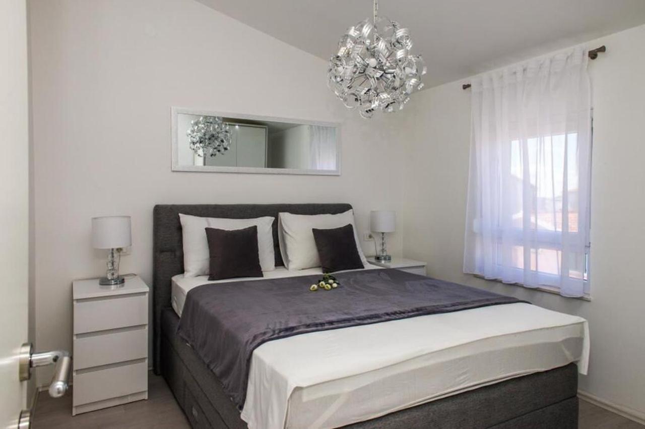 רוגוזניצה Apartments Zdeslav מראה חיצוני תמונה
