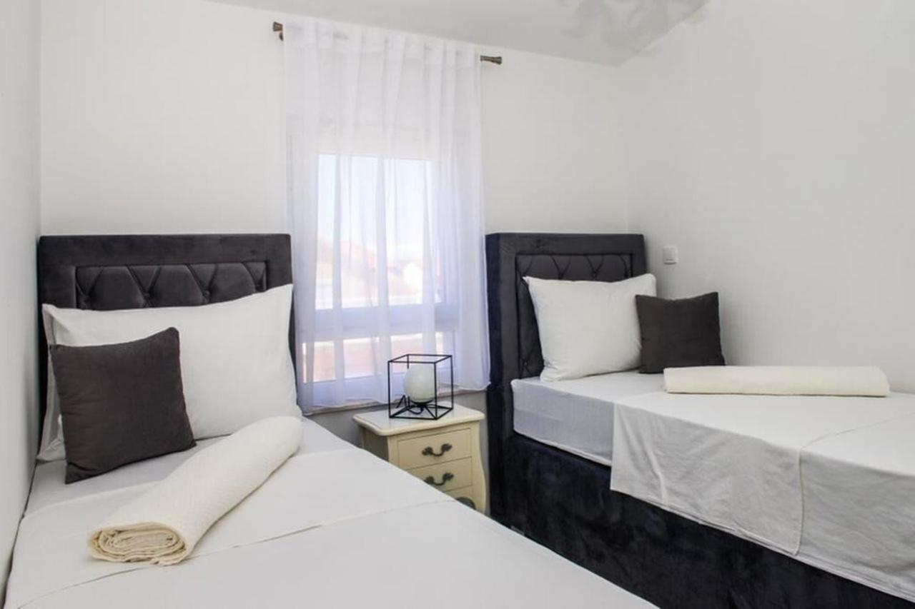 רוגוזניצה Apartments Zdeslav מראה חיצוני תמונה