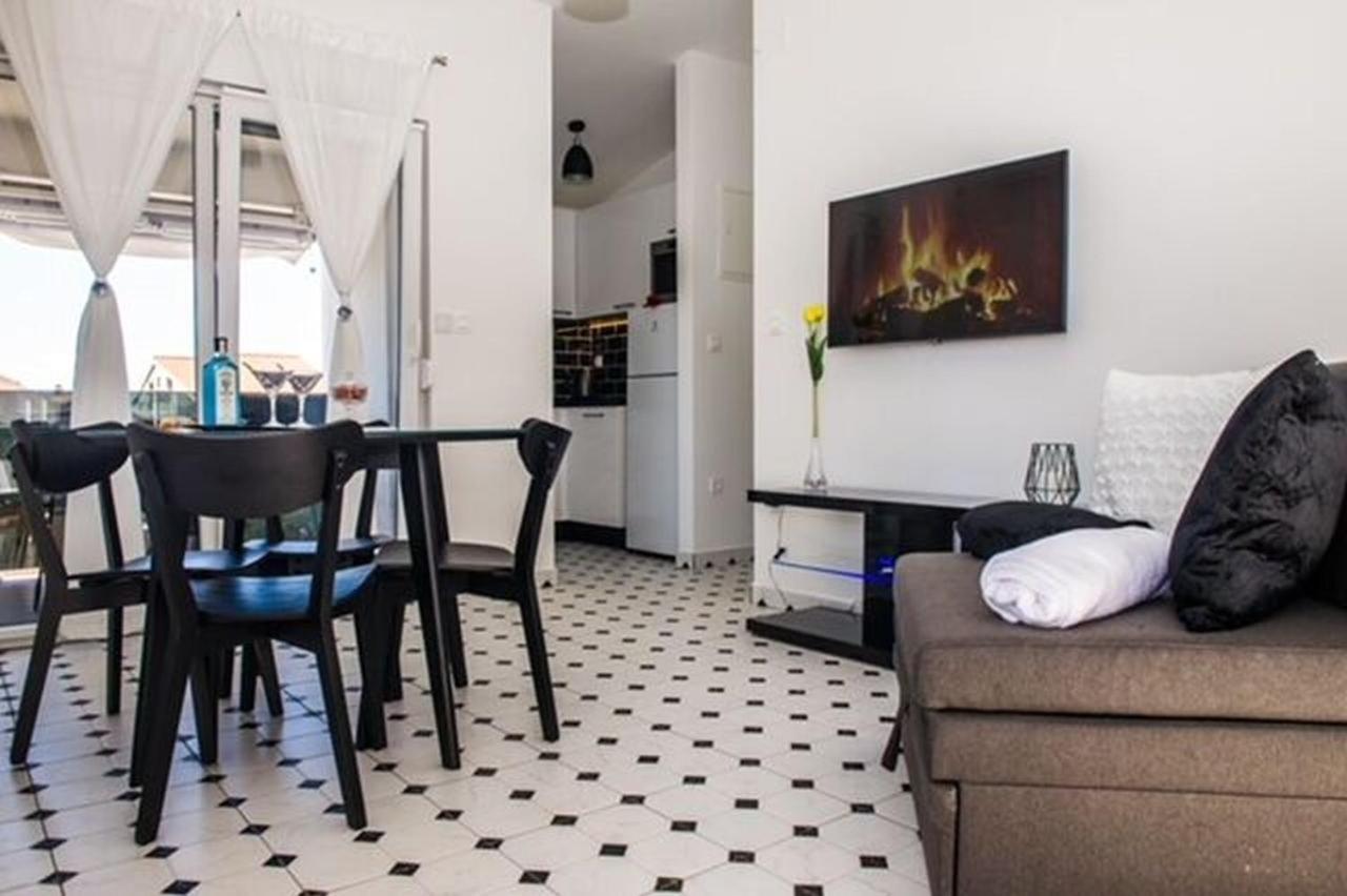 רוגוזניצה Apartments Zdeslav מראה חיצוני תמונה